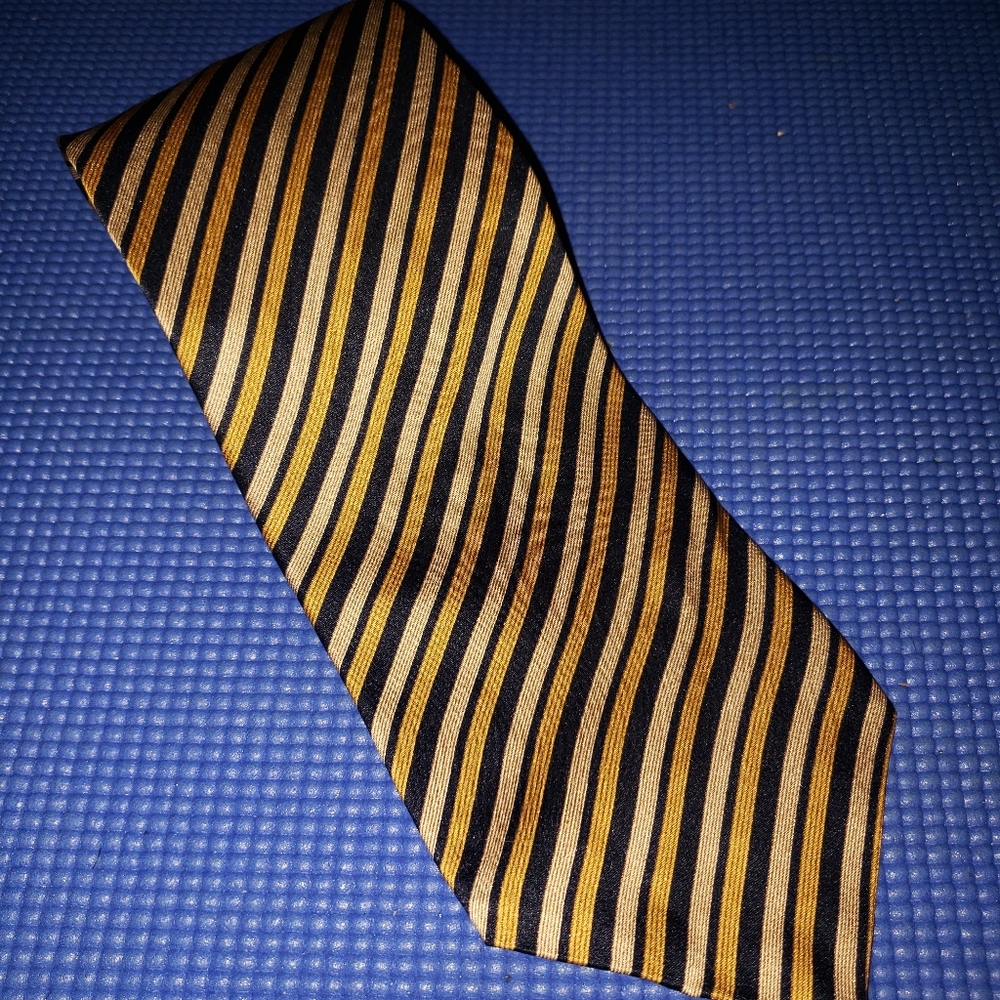 Giorgio Armani vintage silk tie